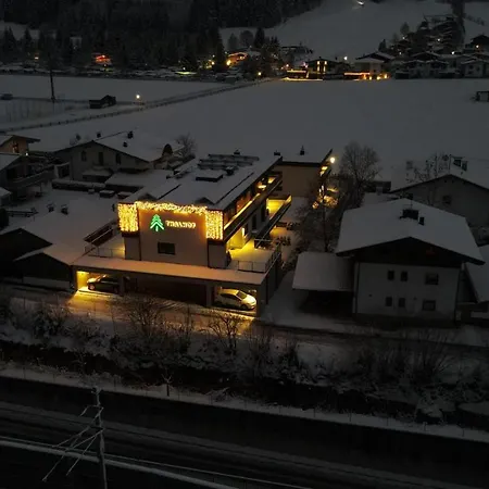 Thalhof Apartment *